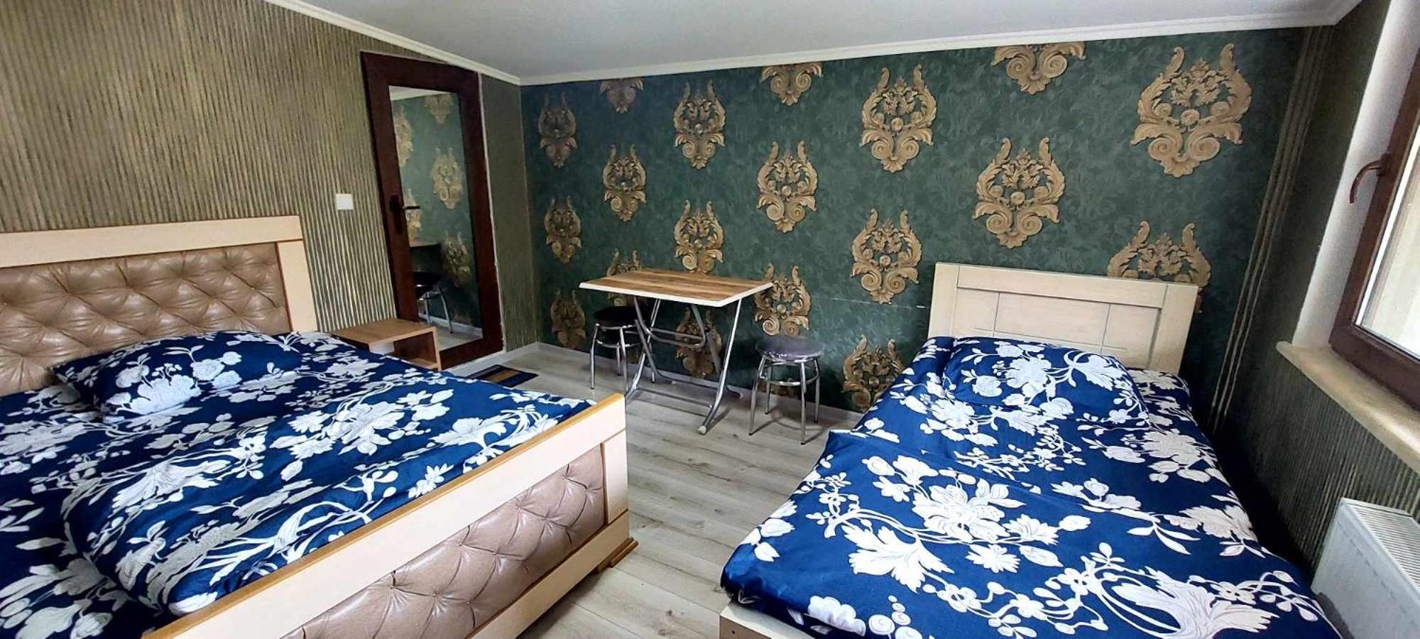 Guest House Godogani Bagian luar foto