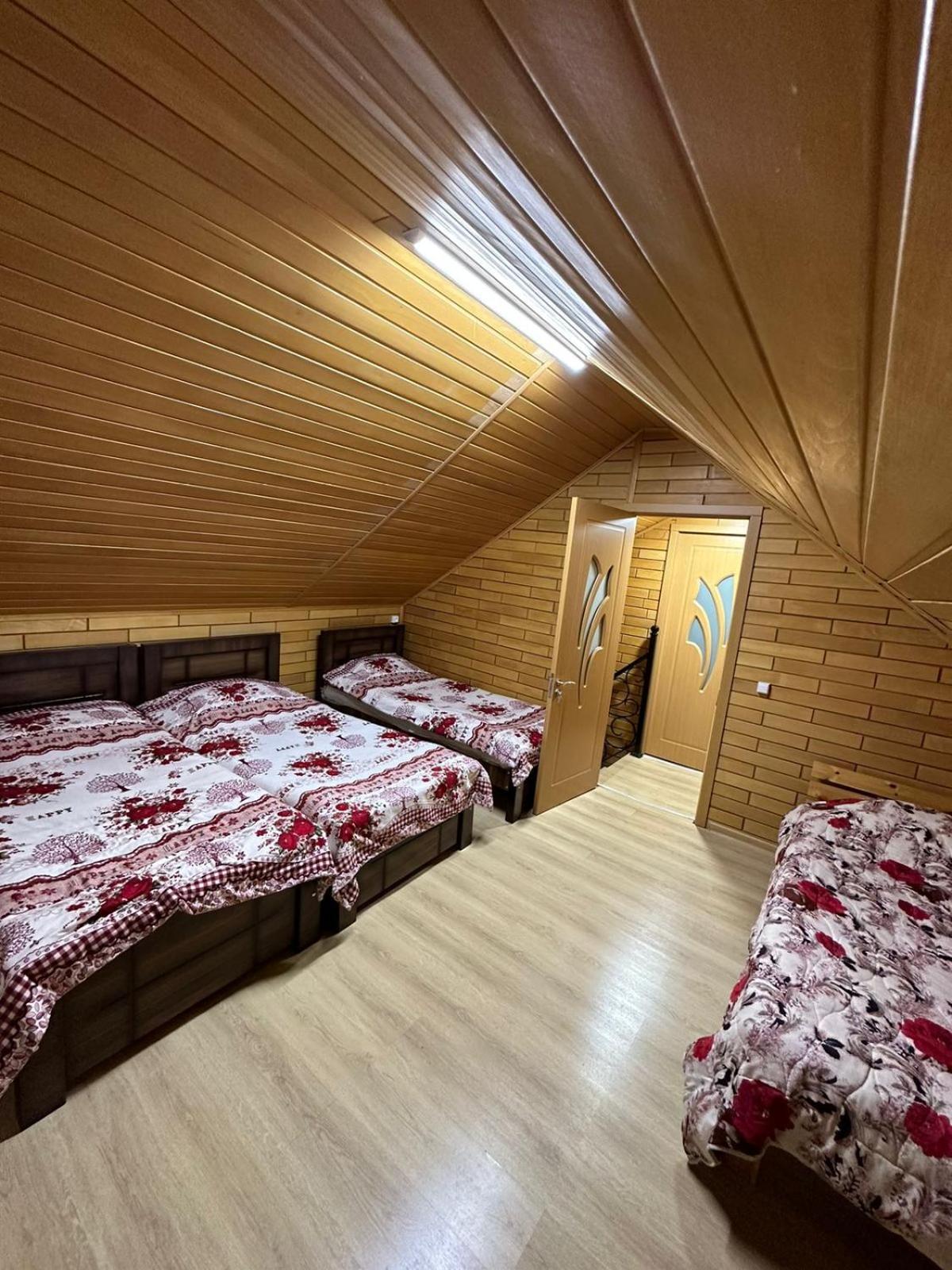 Guest House Godogani Bagian luar foto