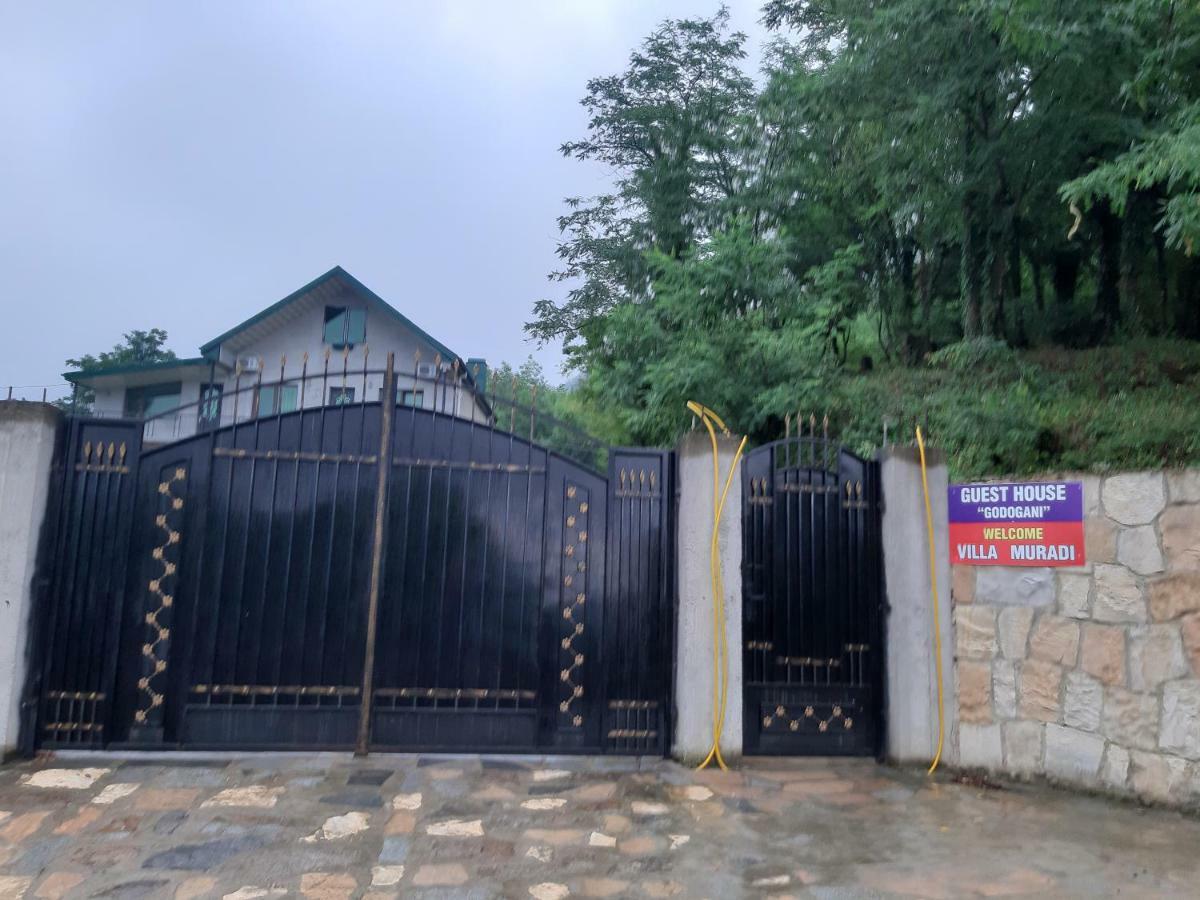 Guest House Godogani Bagian luar foto